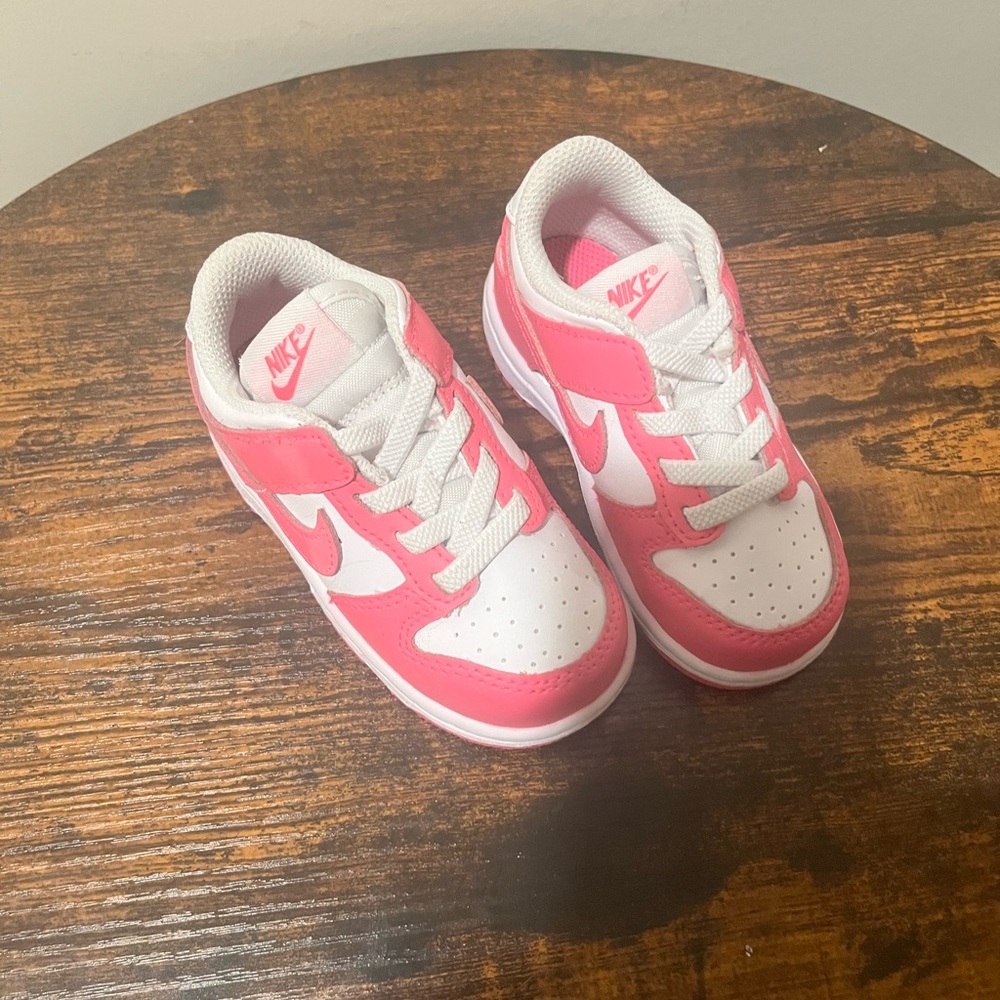 Nike Kids Pink and White Dunks